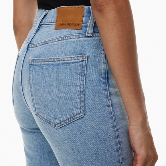 Aritzia Denim Forum The Arlo Hi-Rise Straight Jean - Picture 2 of 13